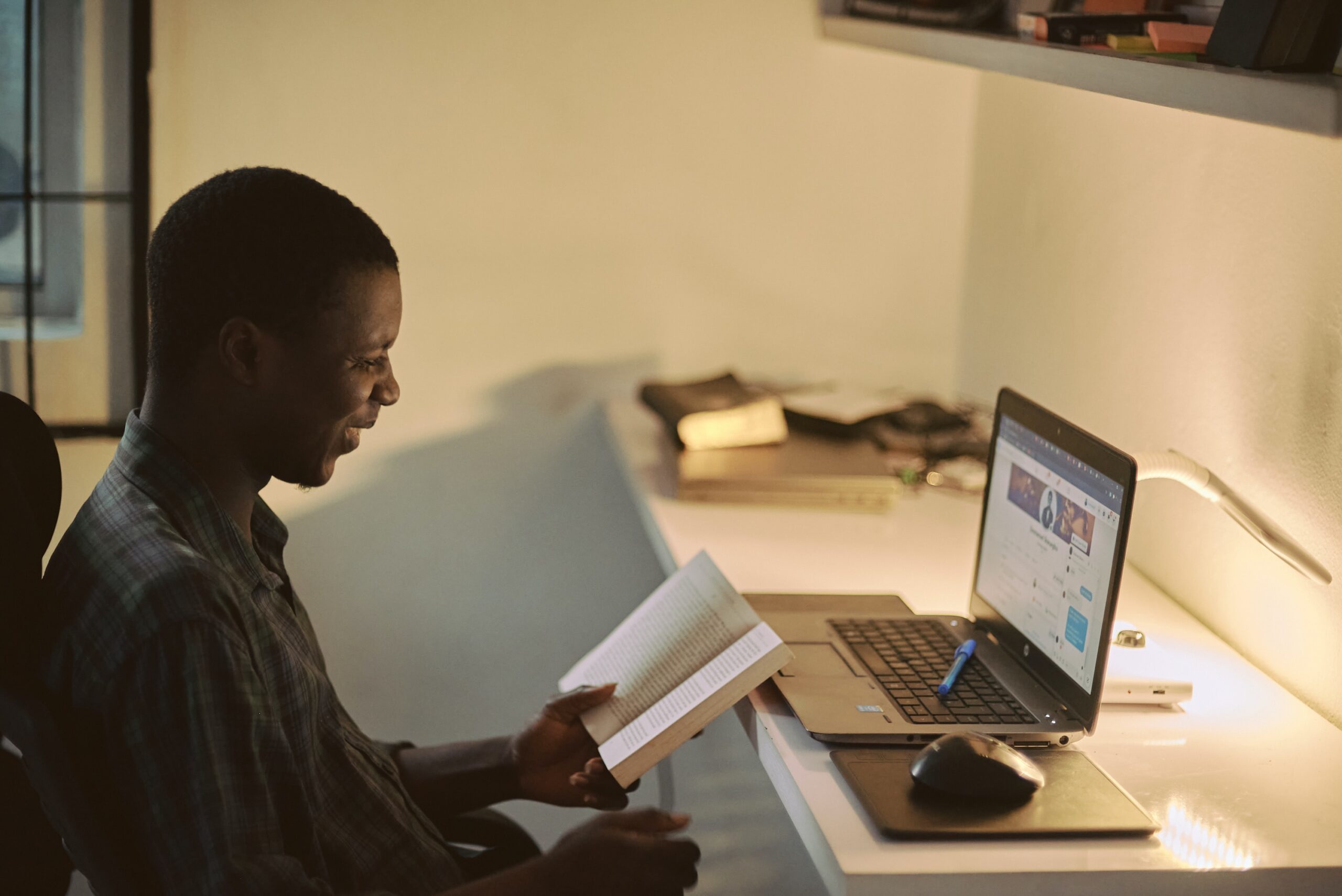 emmanuel-ikwuegbu-MSX3O-Sqa8U-unsplash