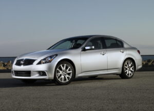 infiniti_100303298_h