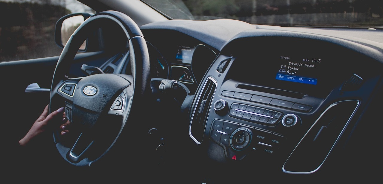 cars-4814015_1280 (1)